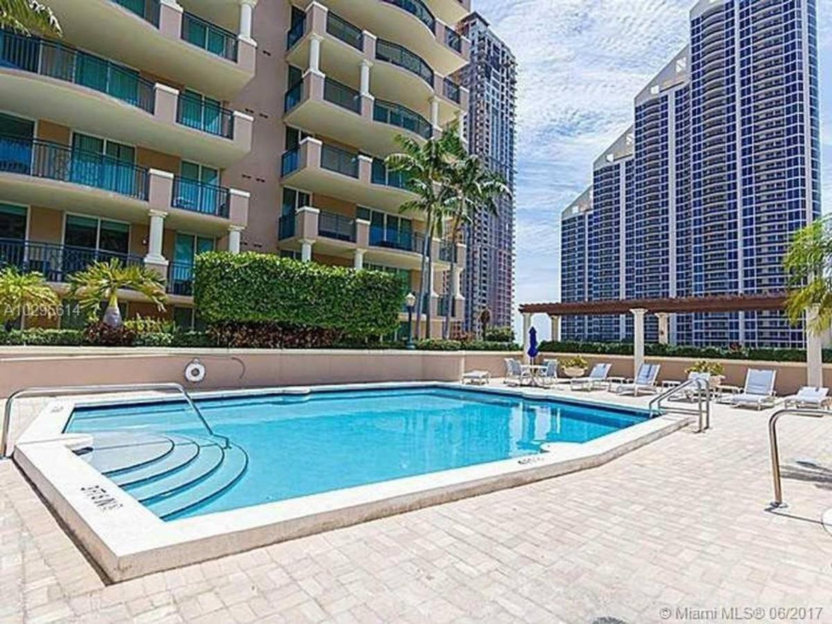 Stylish Modern 2Bd/2Bth Apt. Min To Beach Miami Beach Kültér fotó